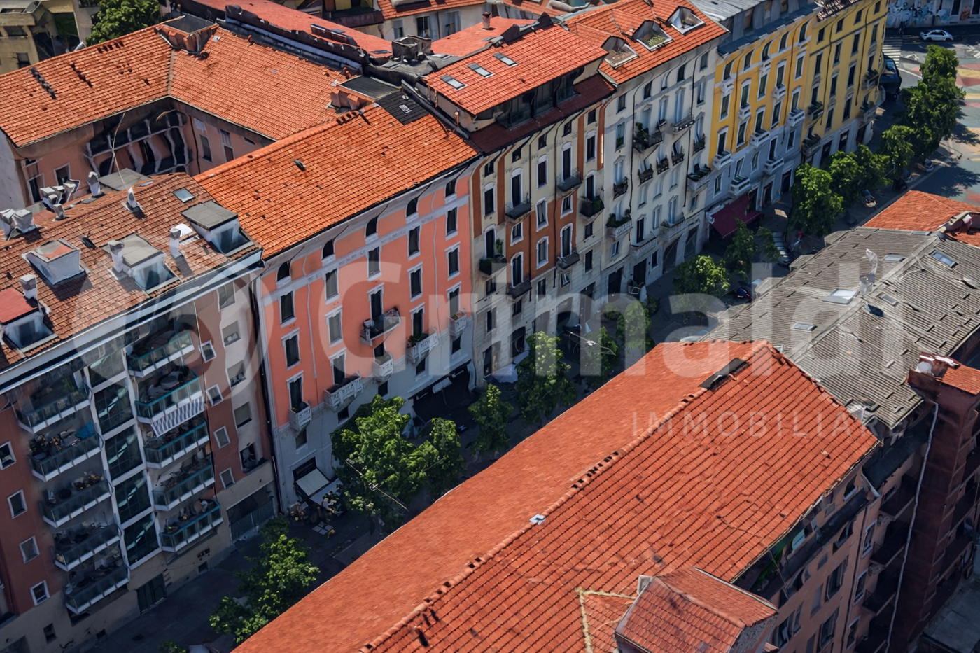 Magazzino in vendita a Milano