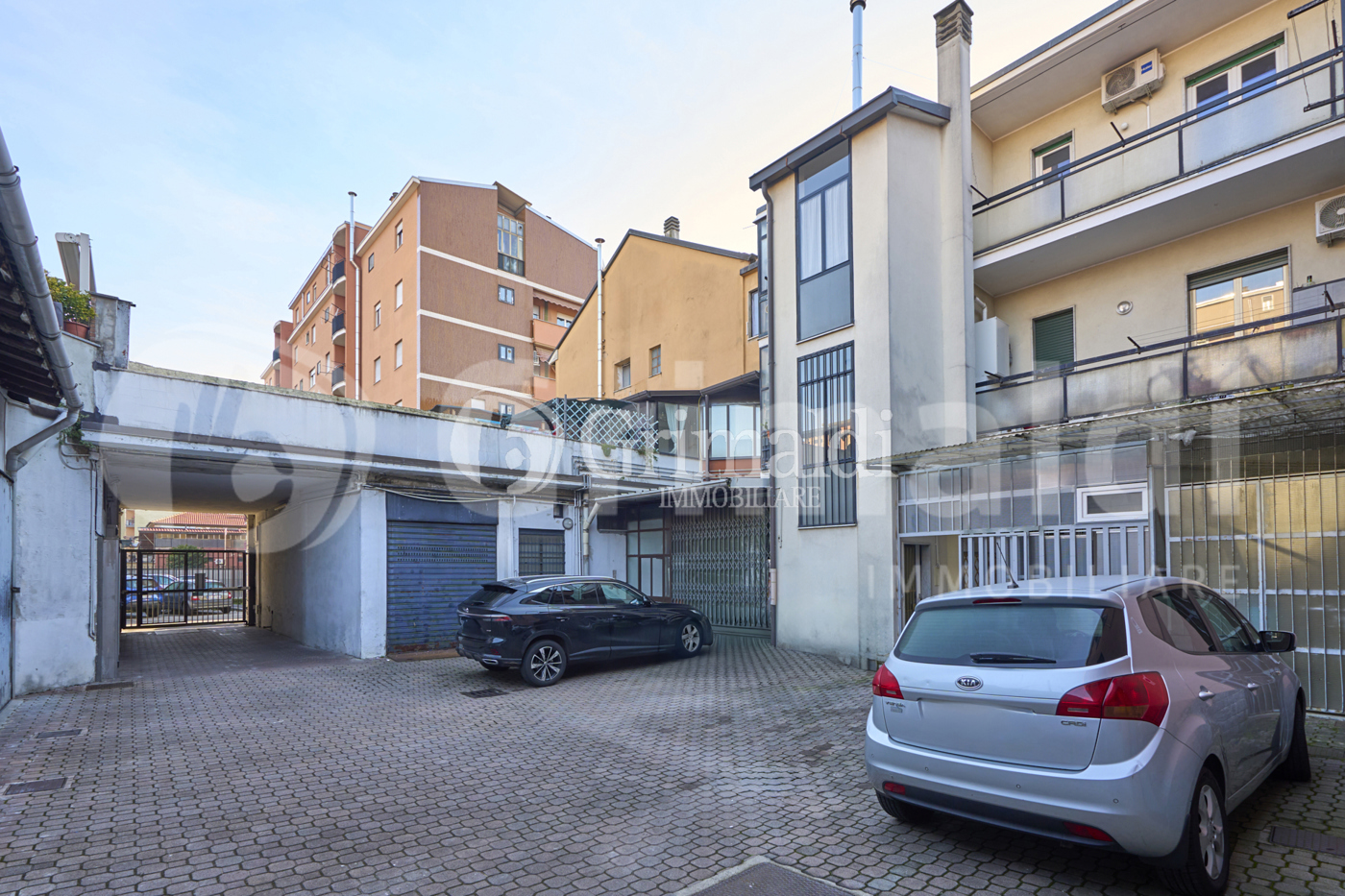 Box/Garage 23mq in vendita a Cinisello Balsamo