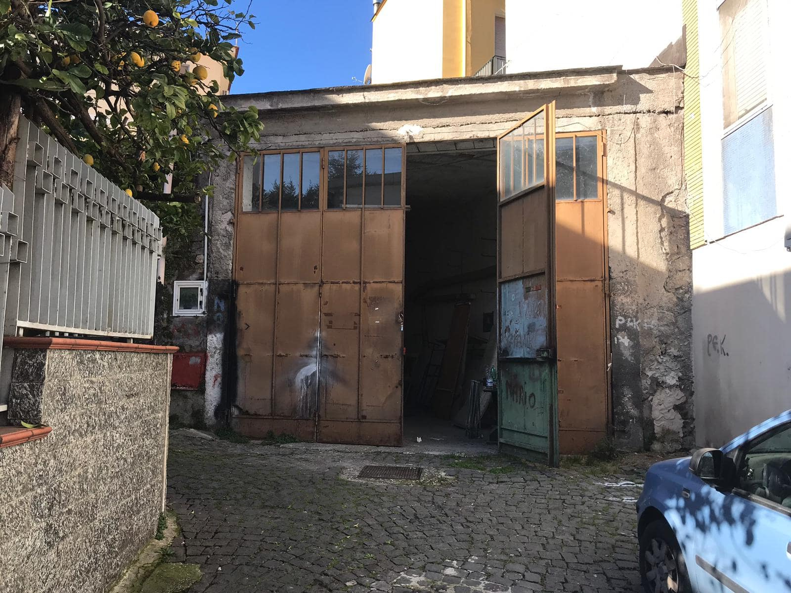 Locale commerciale in vendita a Ottaviano