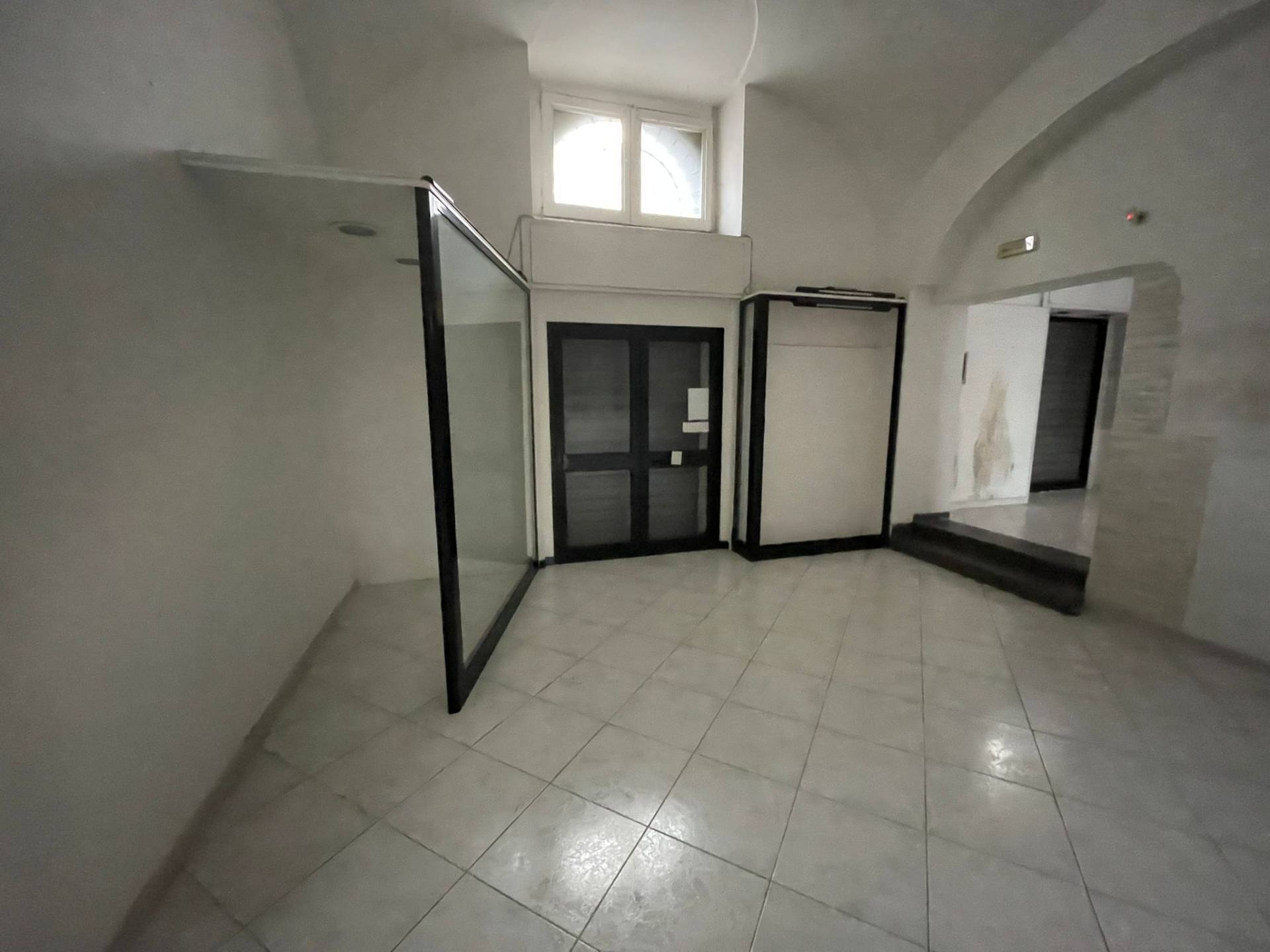 Locale commerciale in vendita a Ottaviano