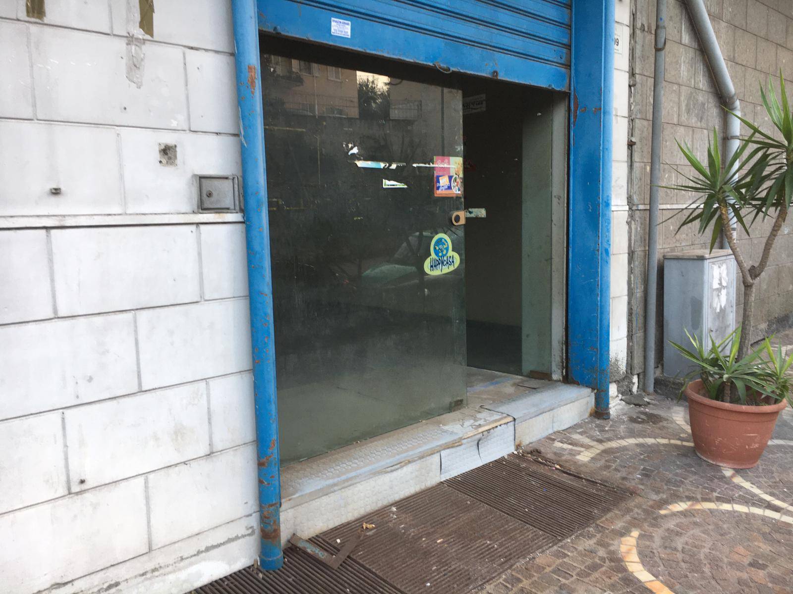 Locale commerciale in vendita a San Giuseppe Vesuviano