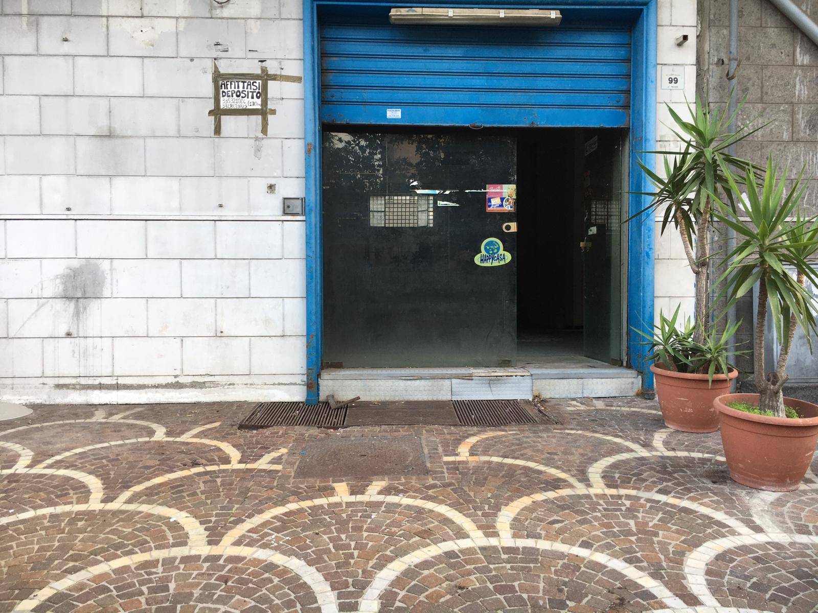 Locale commerciale in vendita a San Giuseppe Vesuviano