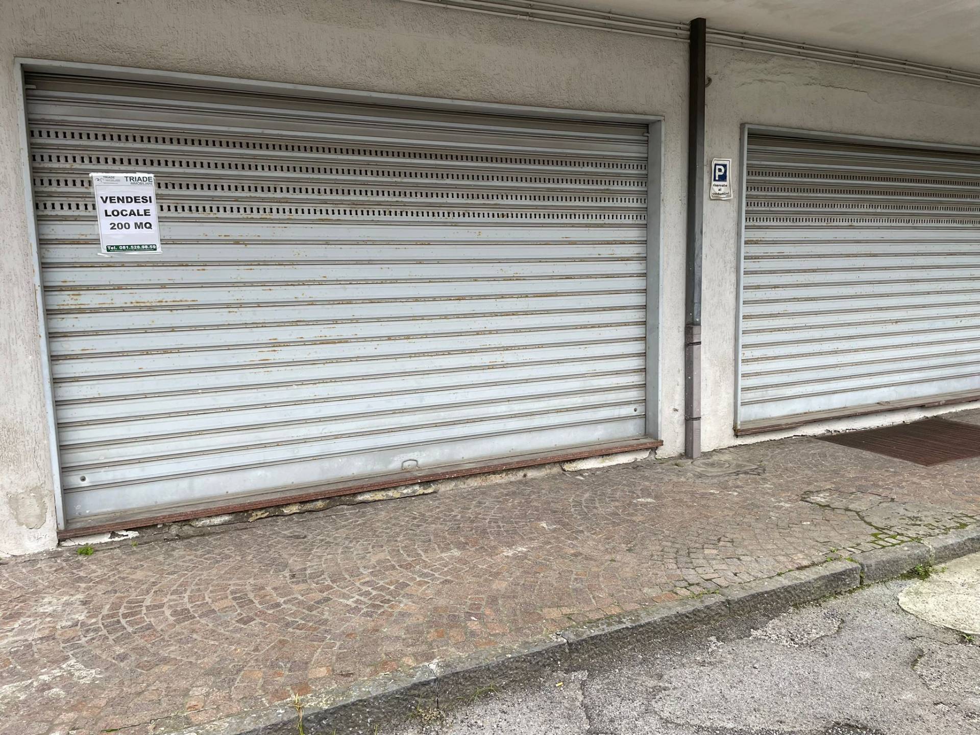 Locale commerciale in vendita a Ottaviano