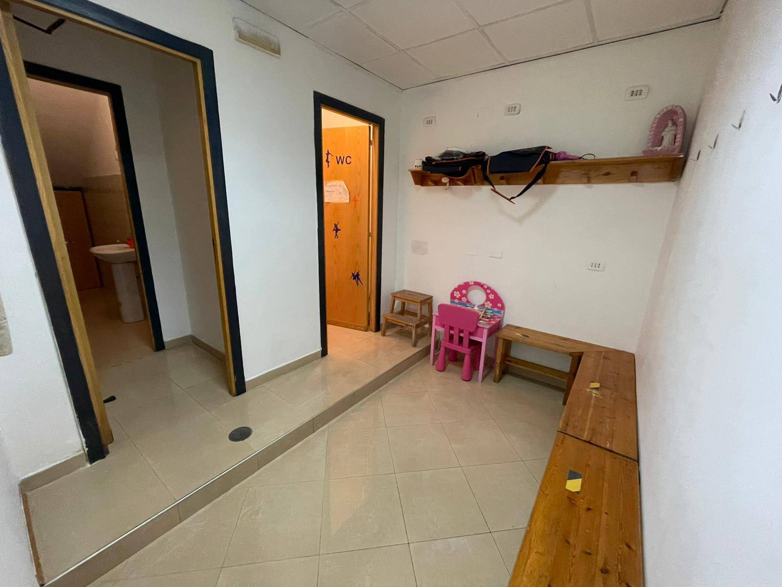 Locale commerciale in vendita a Ottaviano