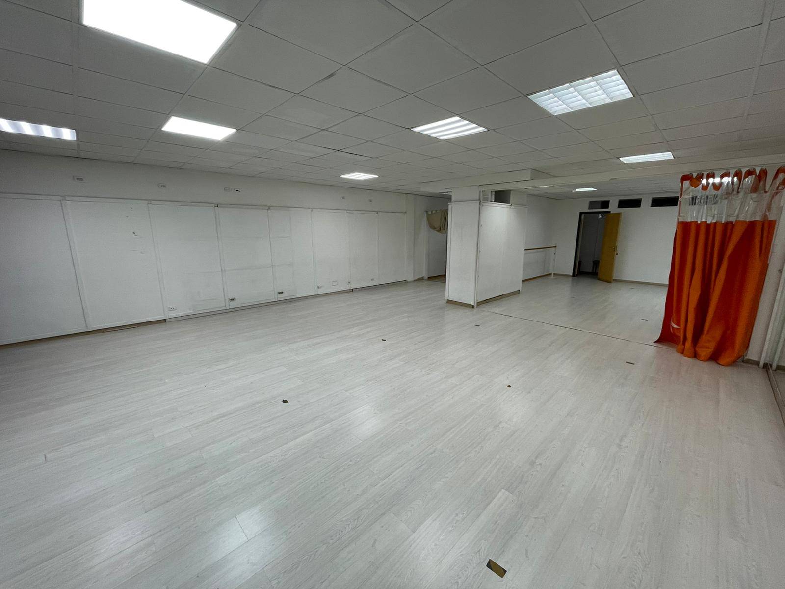 Locale commerciale in vendita a Ottaviano