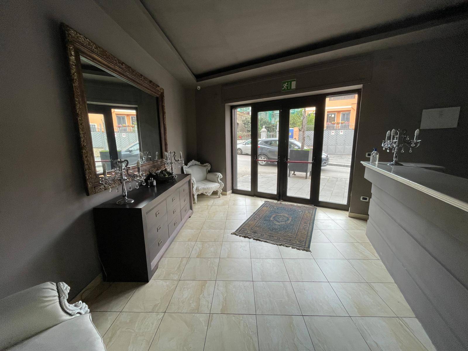 Locale commerciale in vendita a Ottaviano