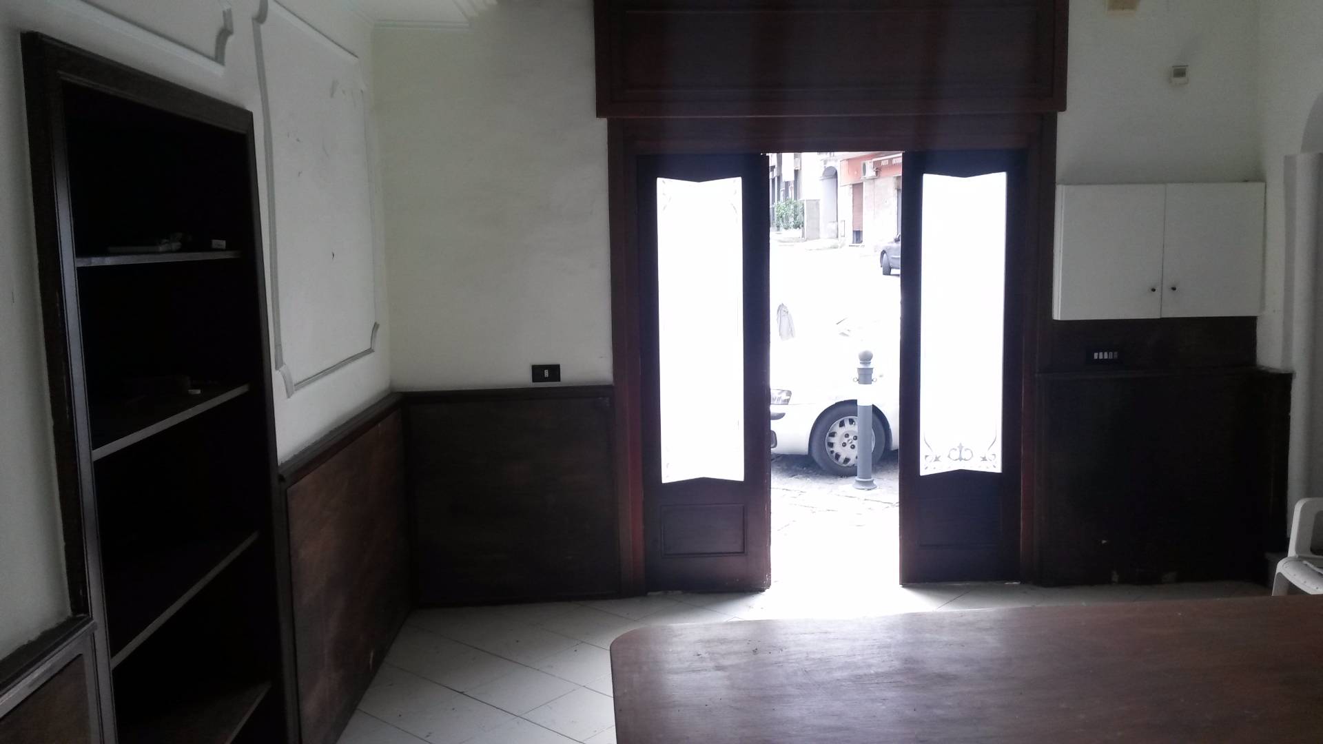 Locale commerciale in affitto a Ottaviano