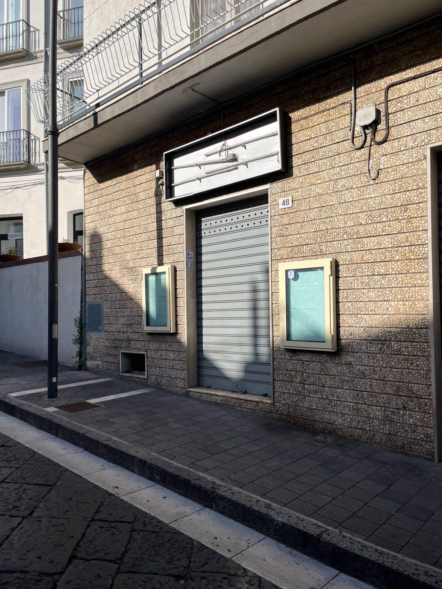 Locale commerciale in affitto a Ottaviano