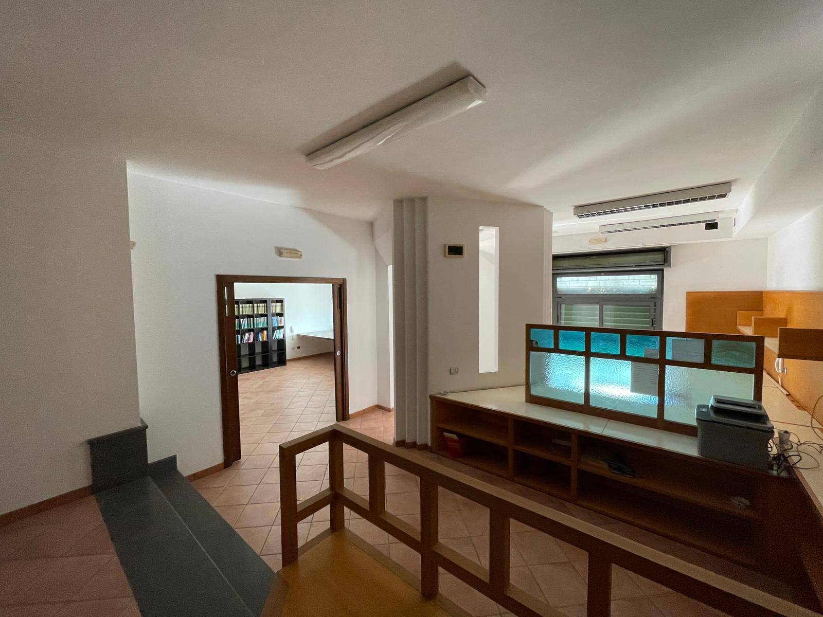 Locale commerciale in vendita a Ottaviano