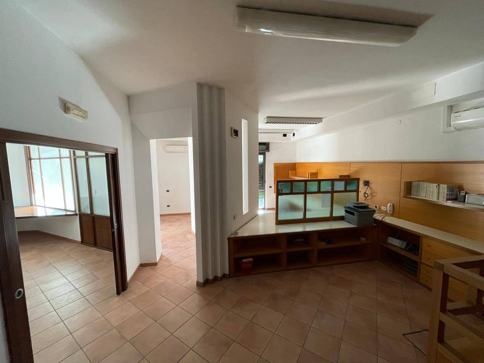 Locale commerciale in vendita a Ottaviano