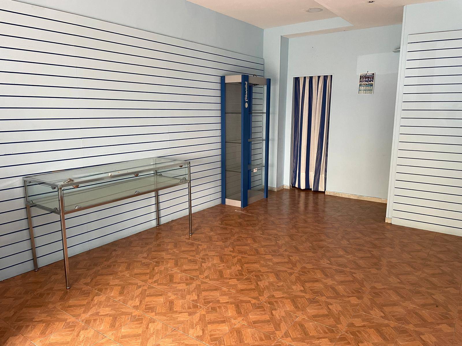 Locale commerciale in affitto a Ottaviano