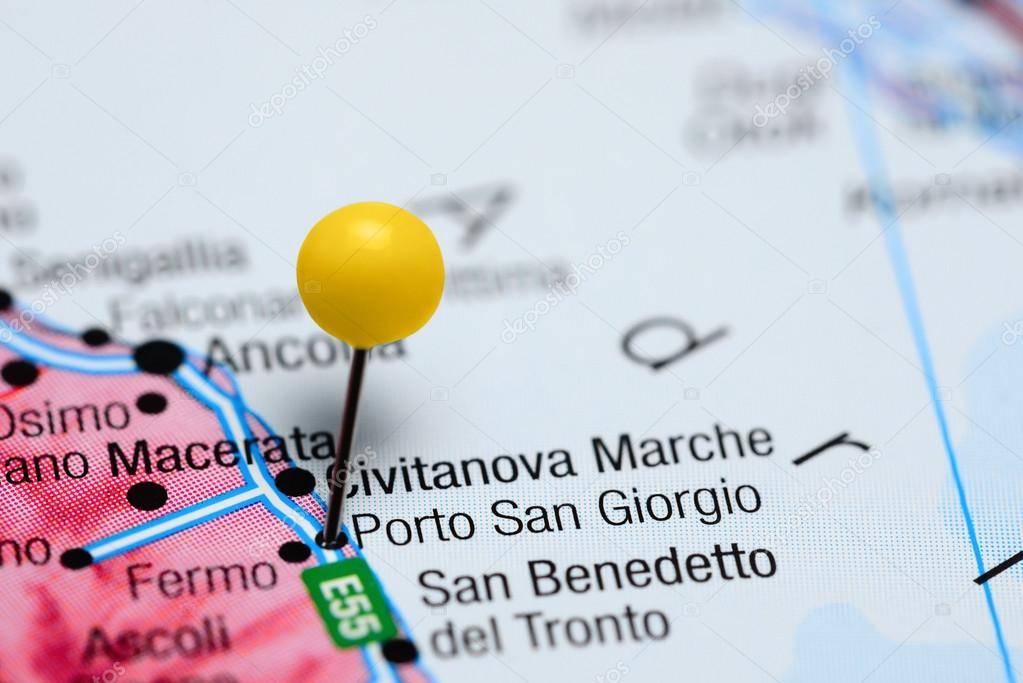 Locale commerciale - artigianale - uffici in vendita a Porto San Giorgio, Lungomare Antonio Gramsci