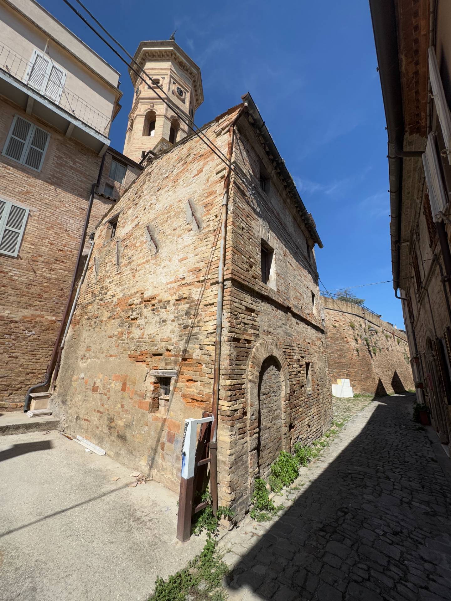 Casa singola - Soluzione indipendente in vendita a Fermo, Centro Storico
