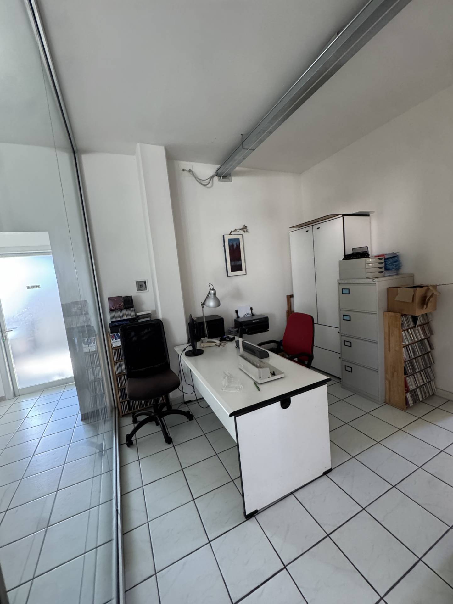 Locale commerciale - artigianale - uffici in vendita a Porto San Giorgio, Salvano