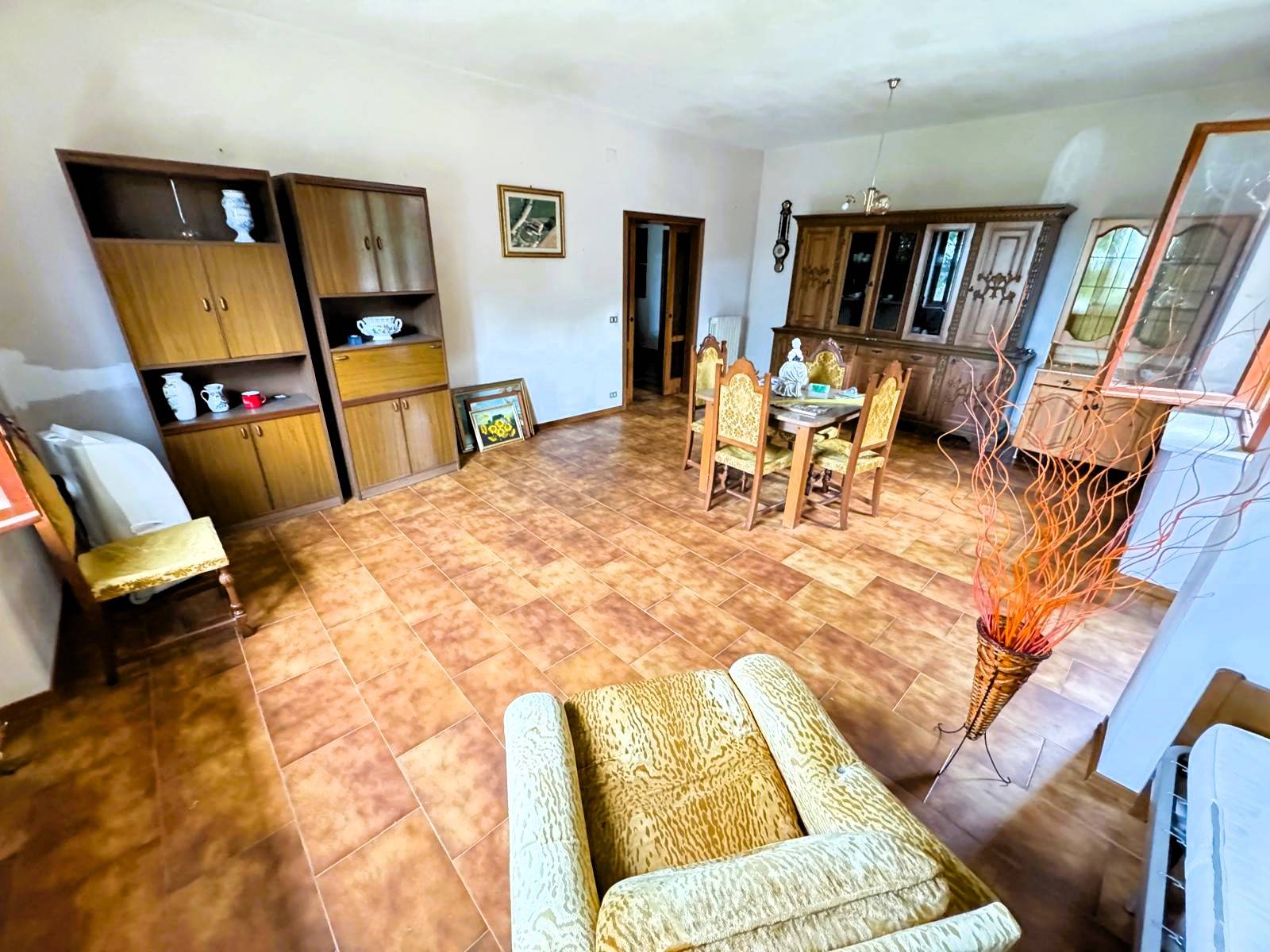 Casa Colonica con Terreno in vendita a Montottone