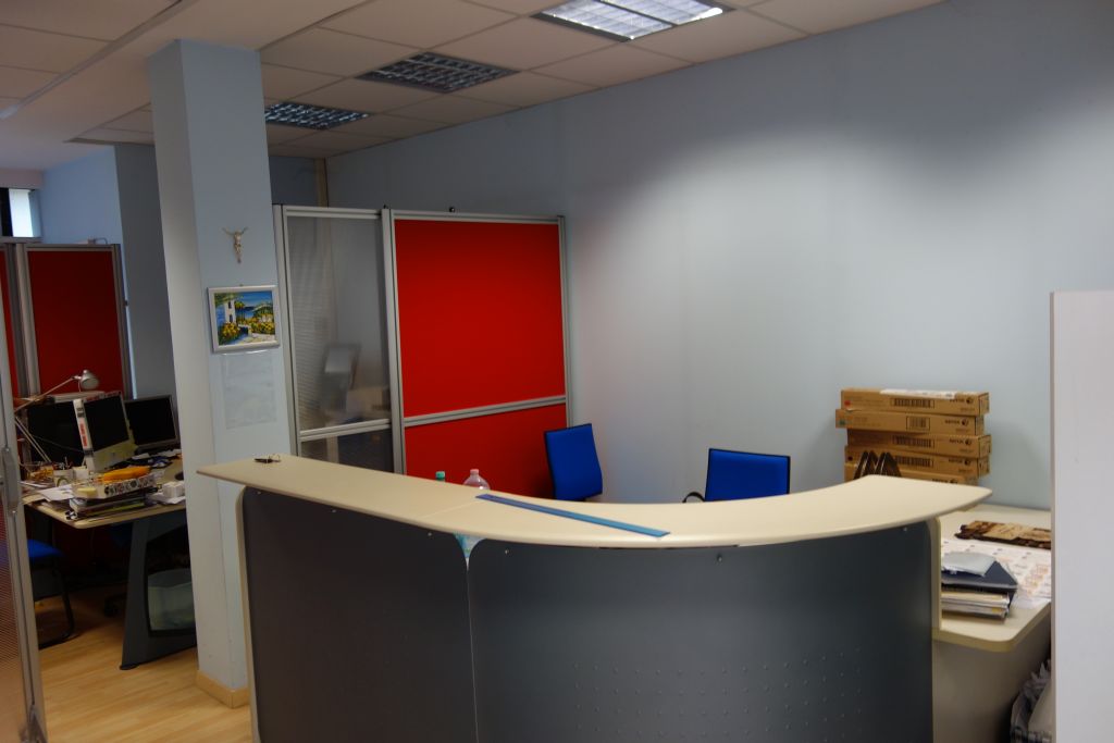 Locale commerciale - artigianale - uffici in vendita a Porto Sant'Elpidio