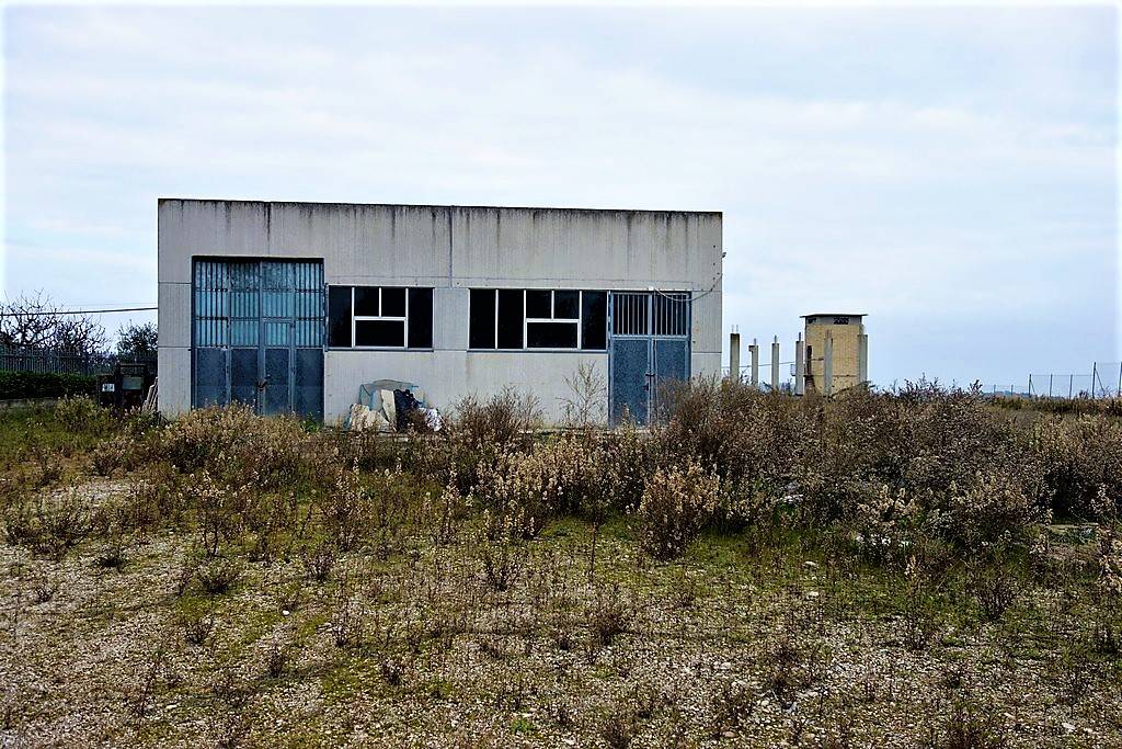 Capannone in vendita a Lapedona
