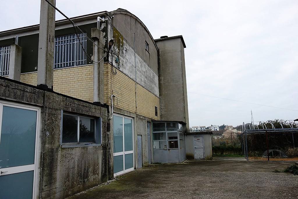 Capannone in vendita a Lapedona