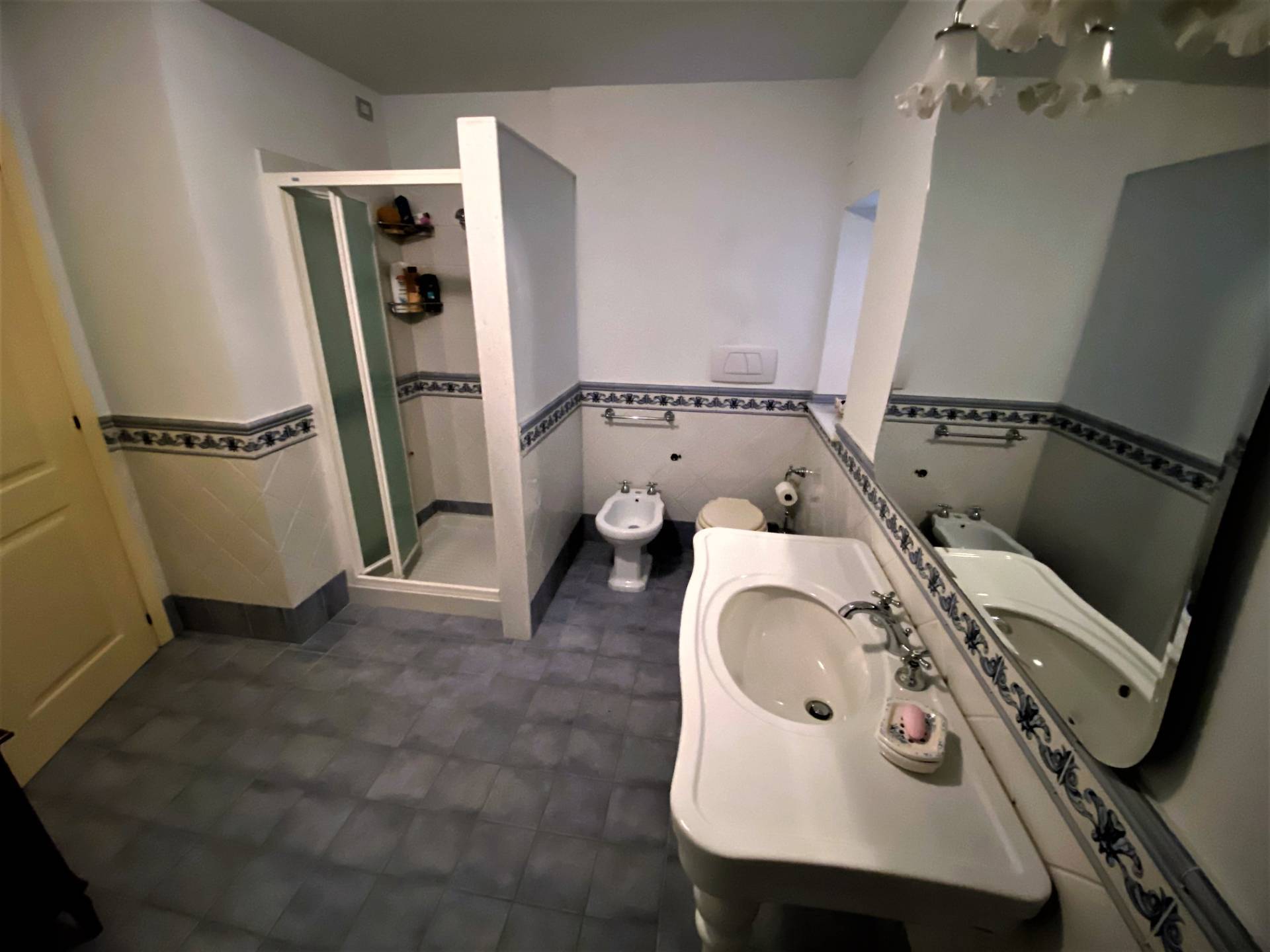 Casa Colonica con Terreno in vendita a Fermo, Salvano