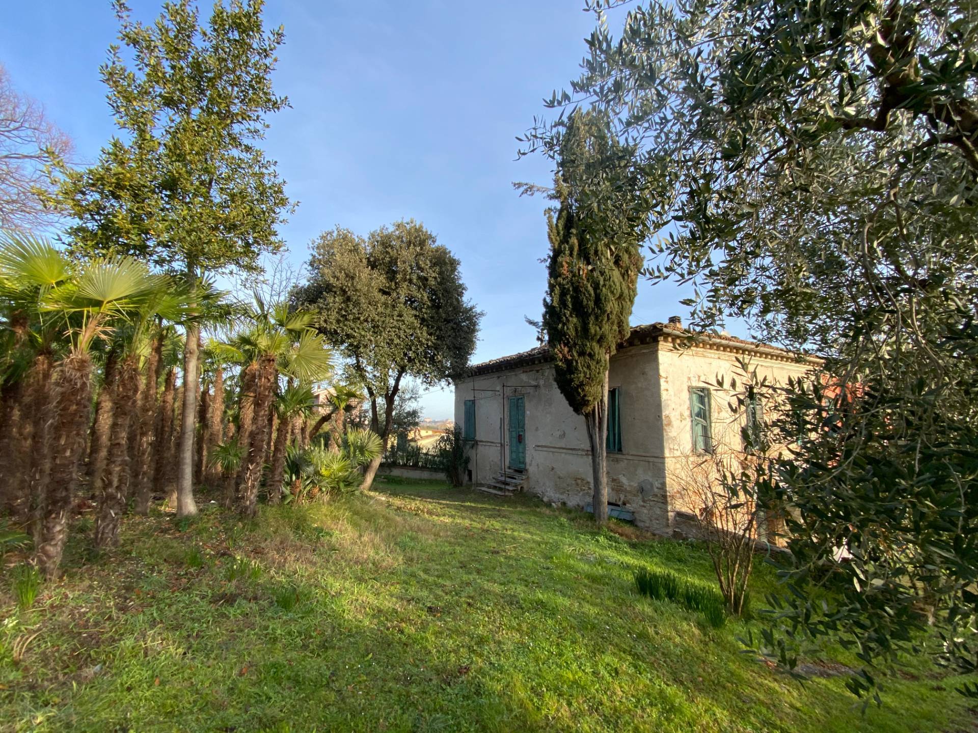 Villa con Giardino in vendita a Fermo, Marina Palmense