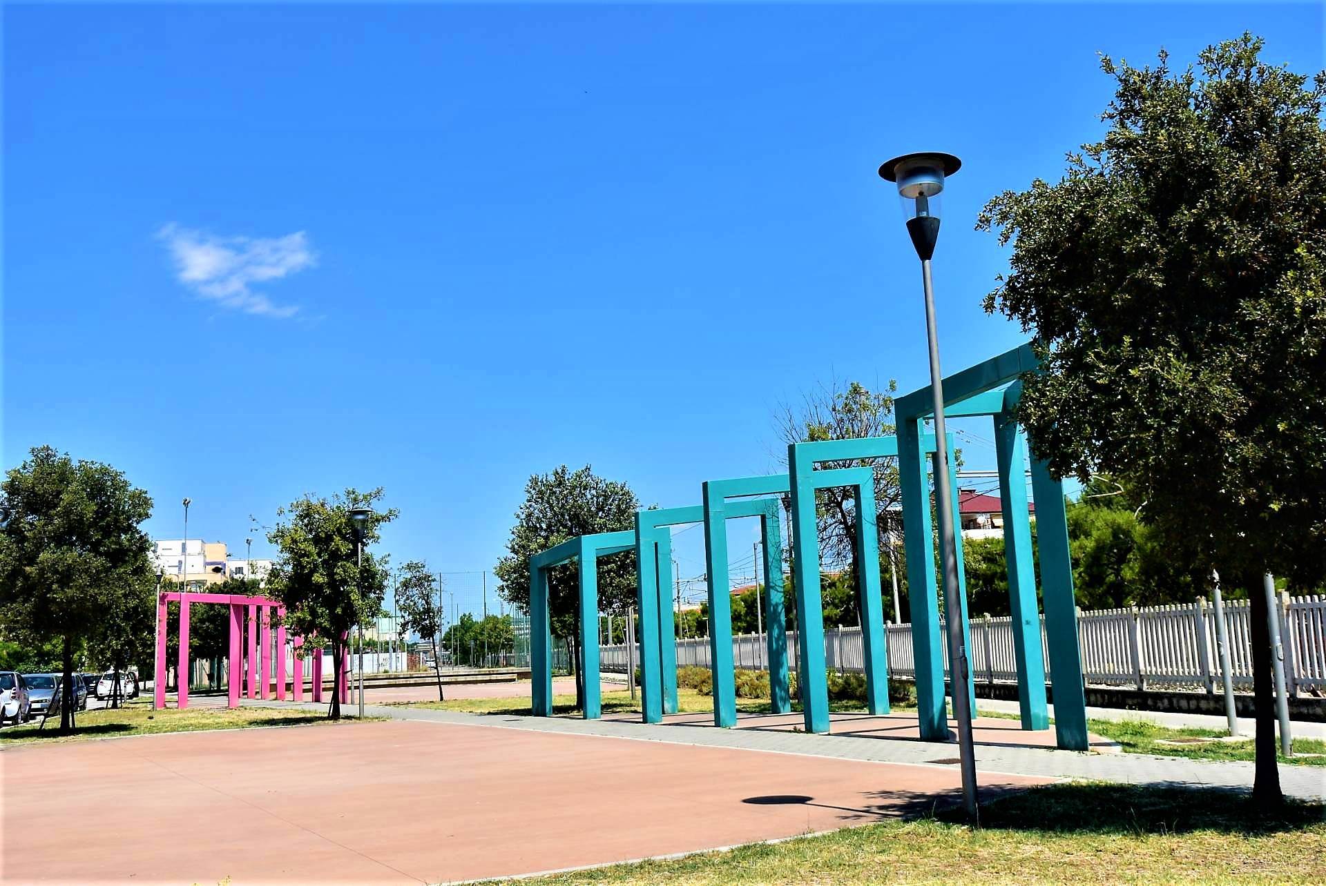 Locale commerciale - artigianale - uffici in vendita a Porto San Giorgio, Piazza Gaslini