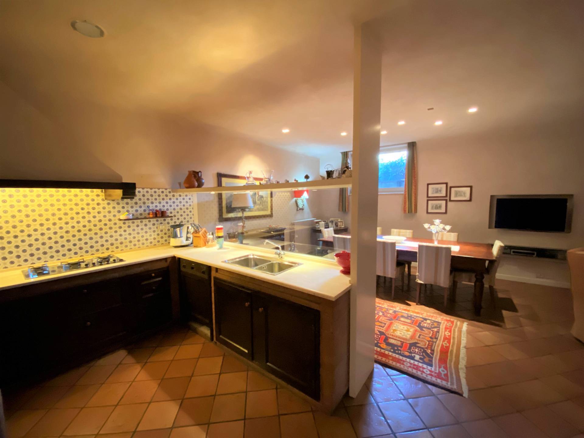 Villa con Giardino in vendita a Fermo, Tirassegno