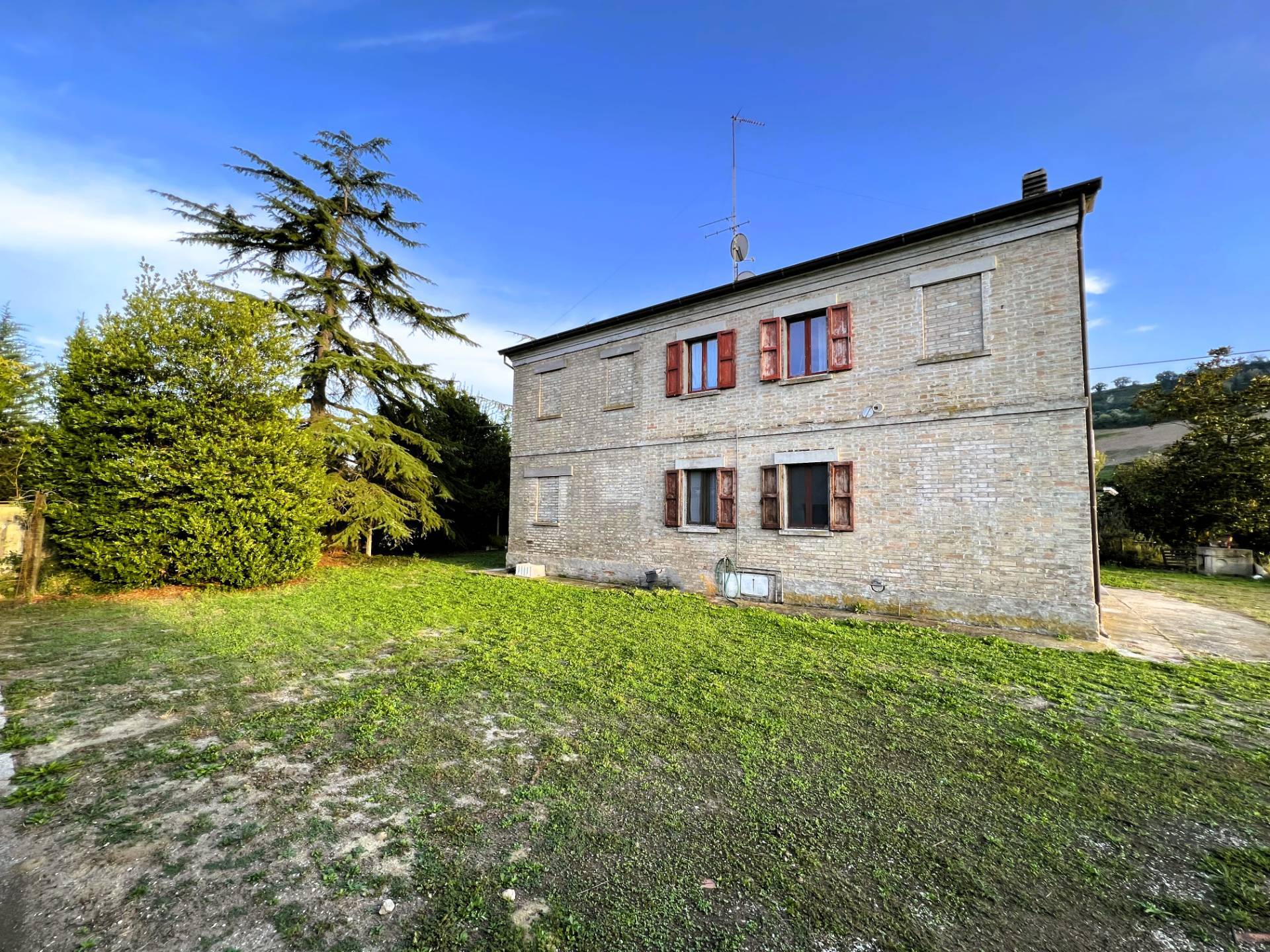 Casa Colonica con Terreno in vendita a Fermo, Contrada Ete Caldarette