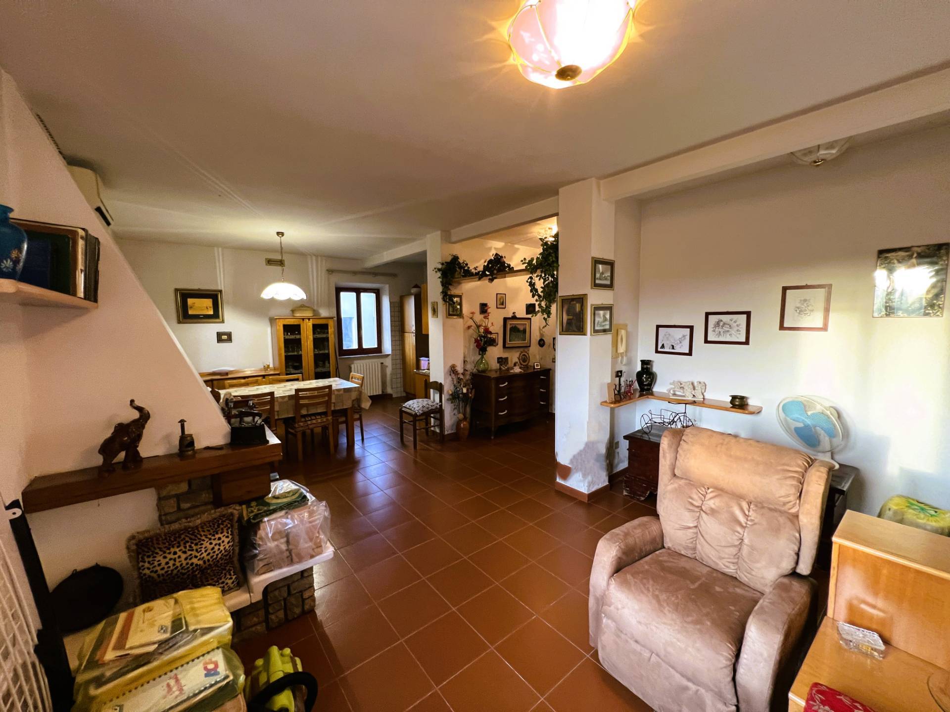 Casa Colonica con Terreno in vendita a Fermo, Contrada Ete Caldarette