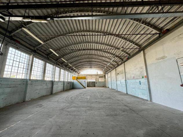 Capannone in vendita a Fermo, Salvano