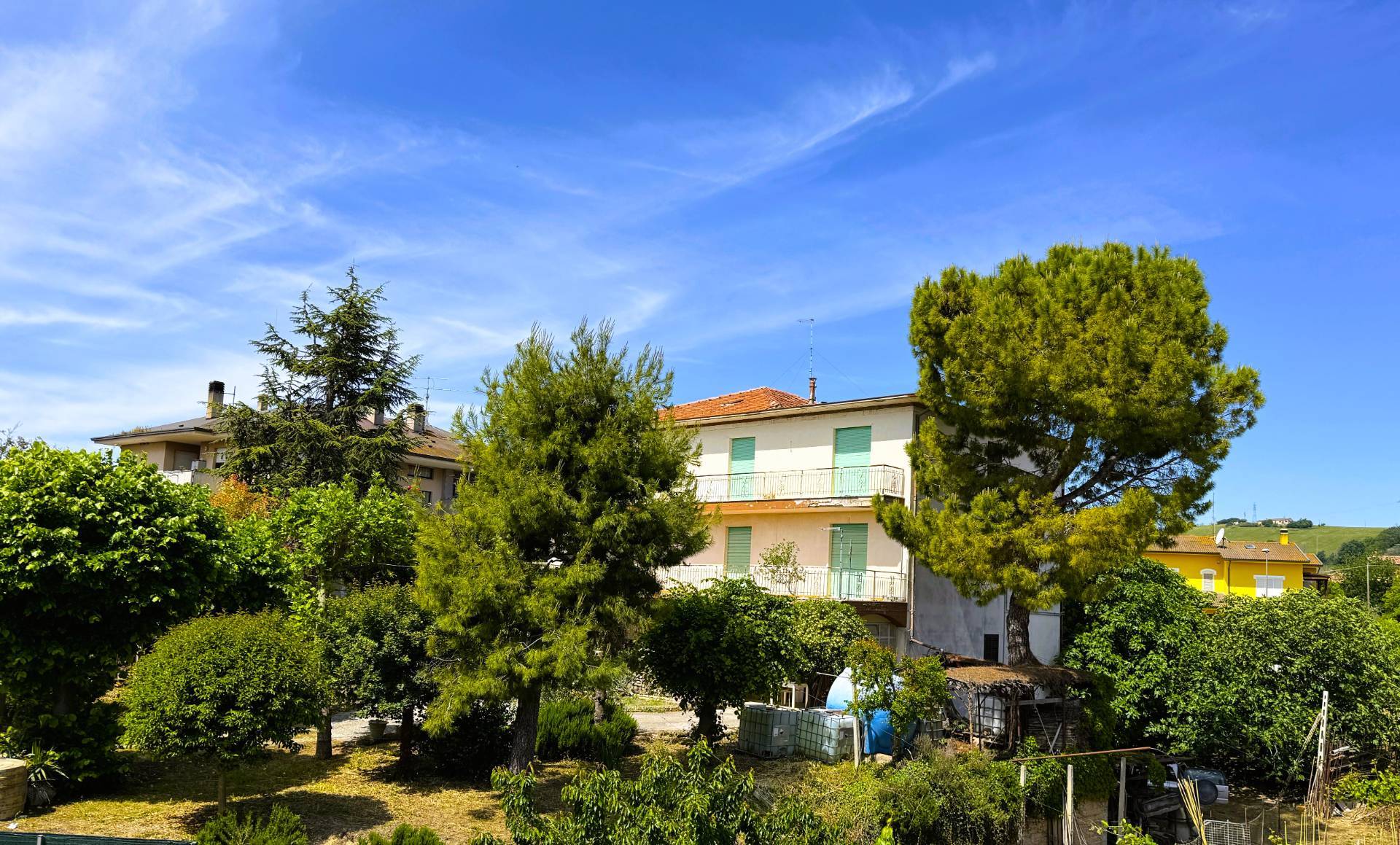 Casa singola - Soluzione indipendente in vendita a Porto San Giorgio, Salvano