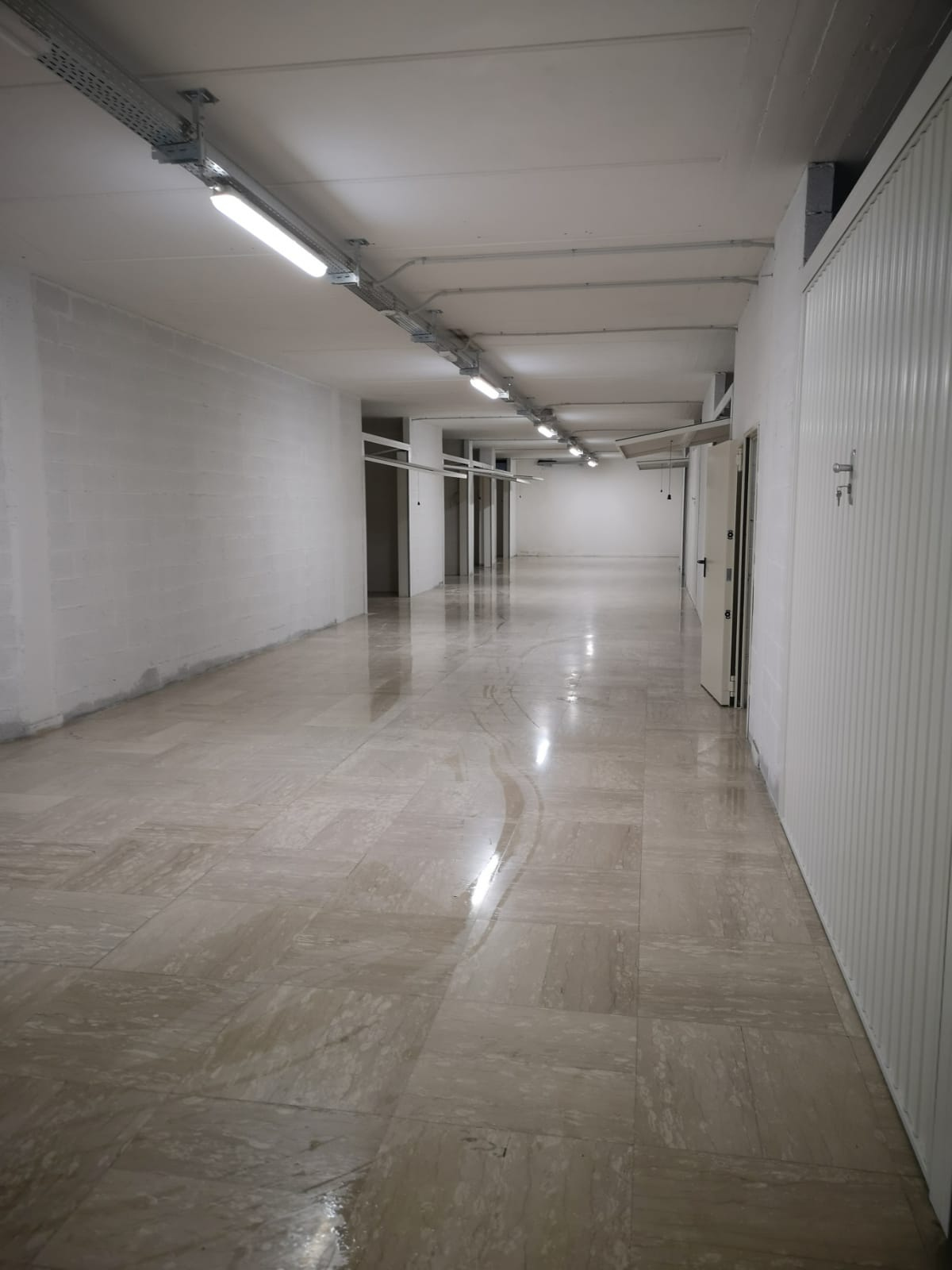 Rimessa in vendita a Porto San Giorgio, Borgo F.lli Rosselli