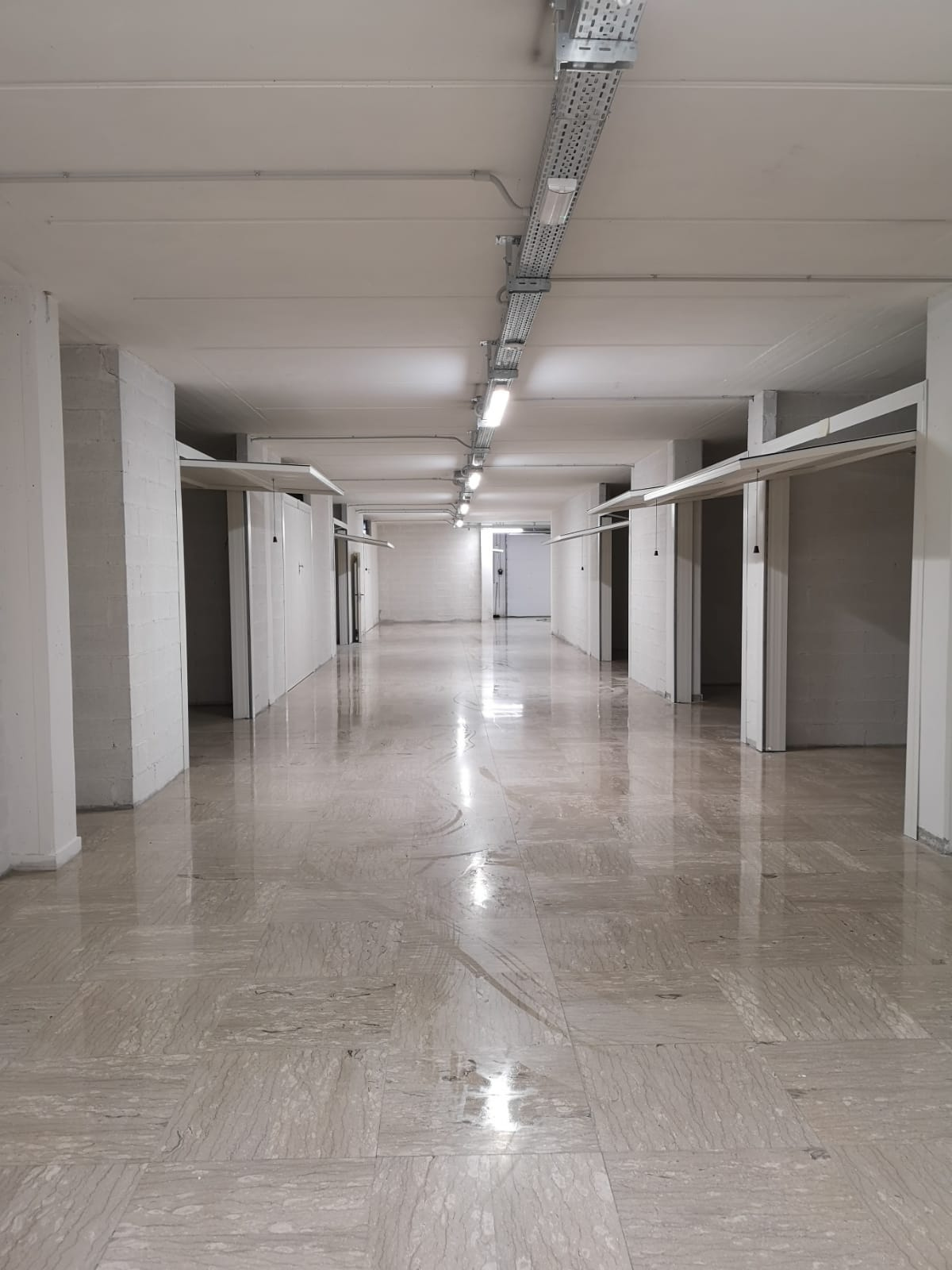 Rimessa in vendita a Porto San Giorgio, Borgo F.lli Rosselli