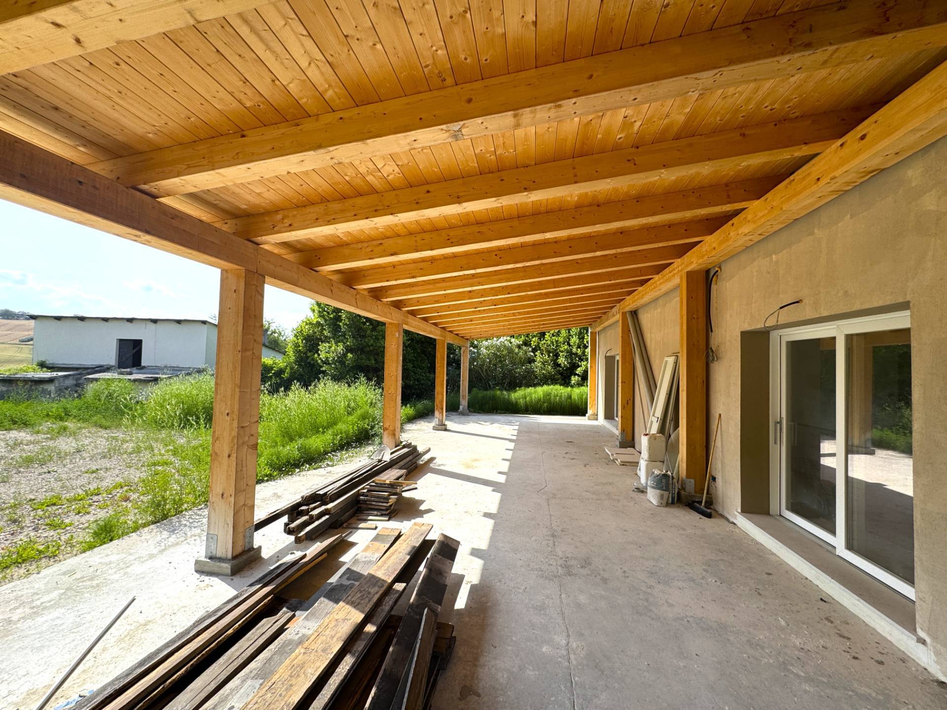 Soluzione indipendente in vendita a Fermo