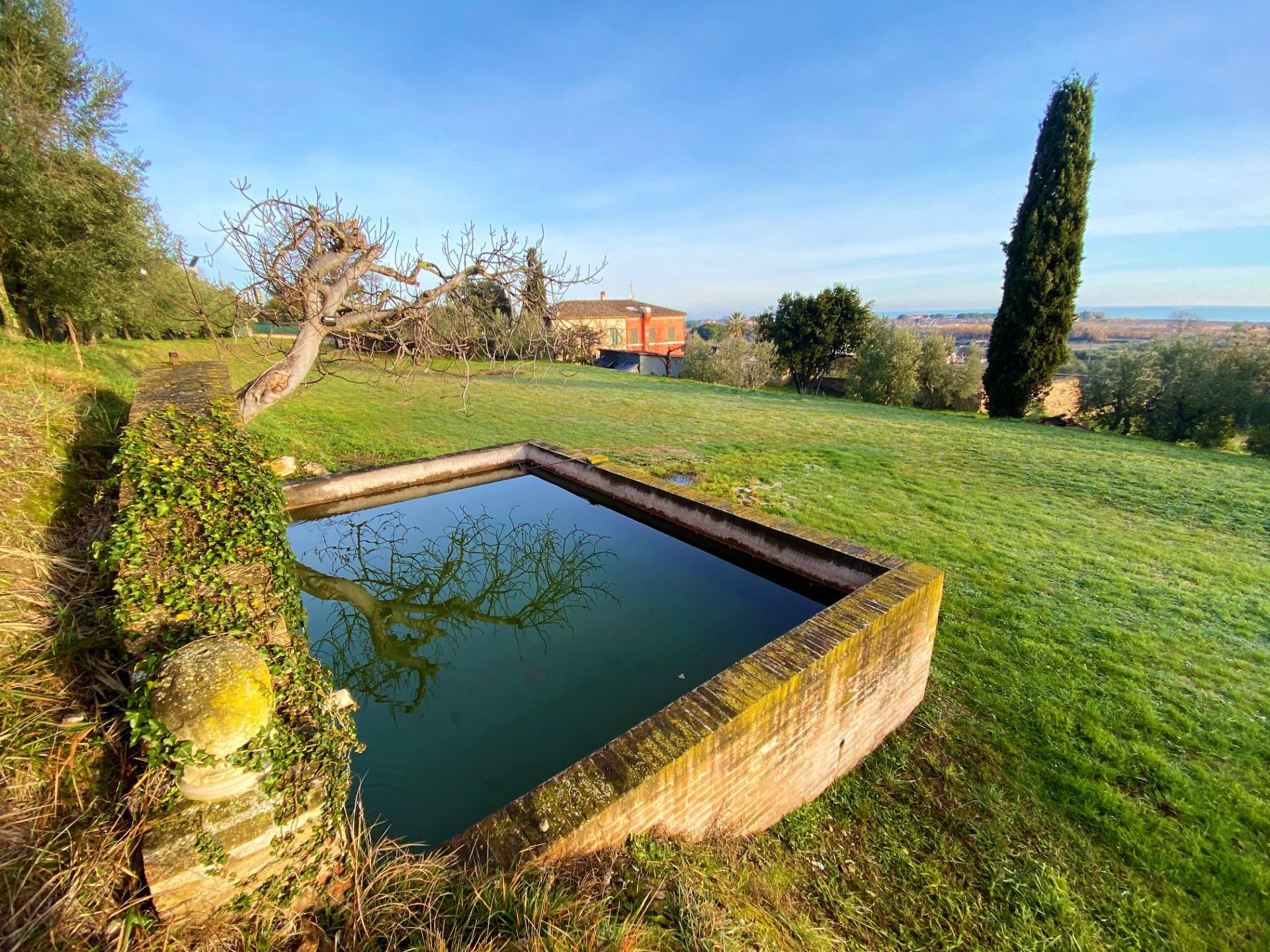 Villa con Giardino in vendita a Fermo, Marina Palmense