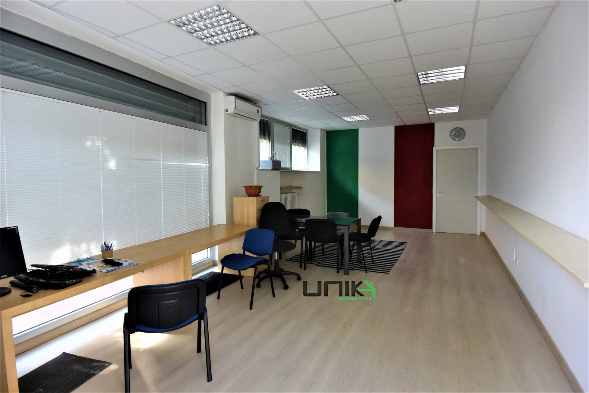 Locale commerciale - artigianale - uffici in vendita a Porto San Giorgio