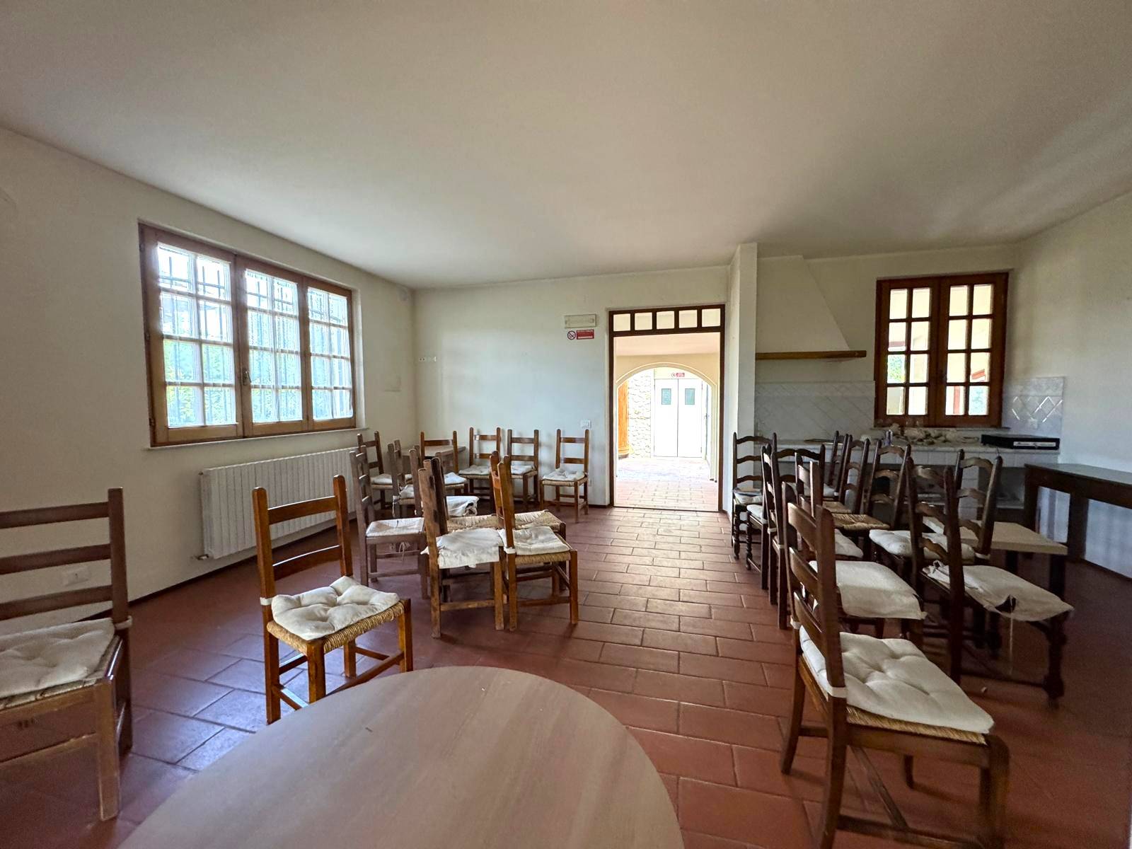 Locale commerciale - artigianale - uffici in affitto a Altidona, Marina di Altidona