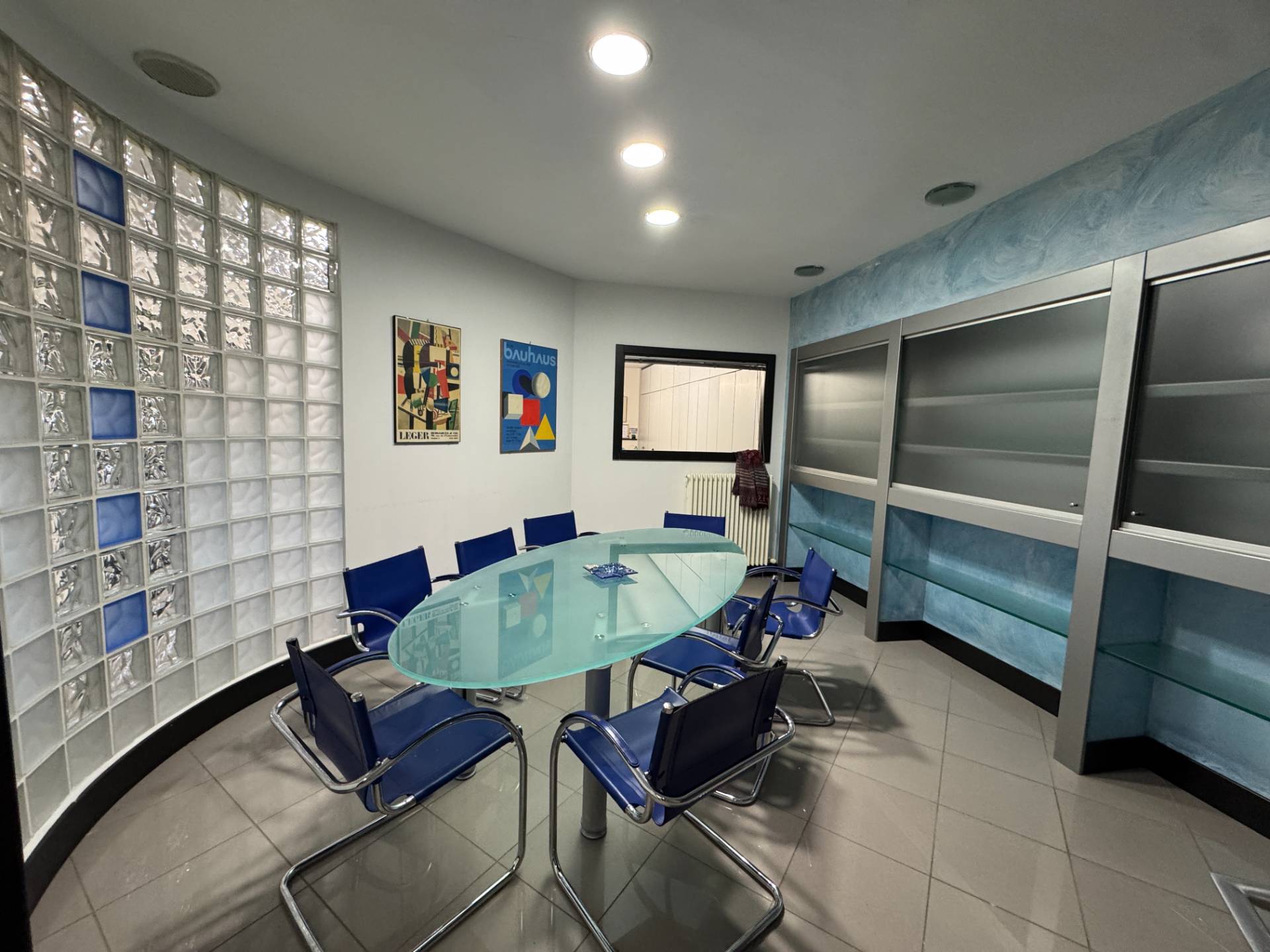 Locale commerciale - artigianale - uffici in vendita a Fermo, Campiglione