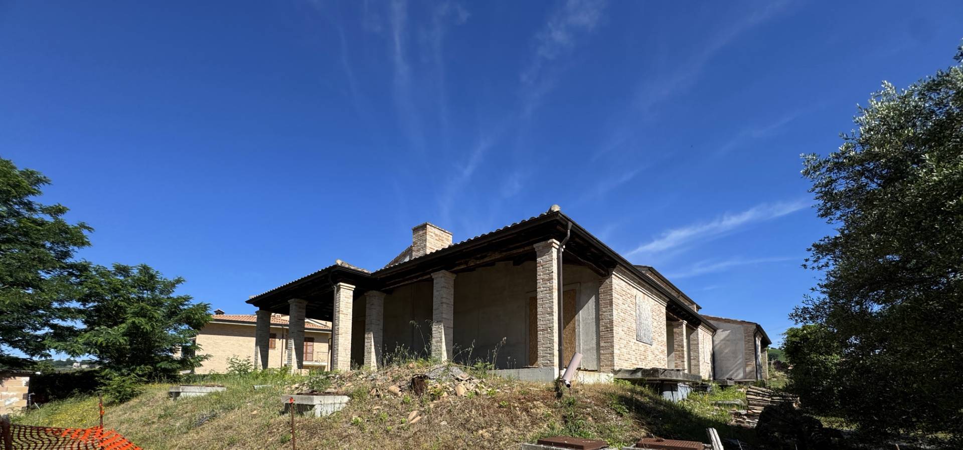 Villa con Giardino in vendita a Montegiorgio, Monteverde