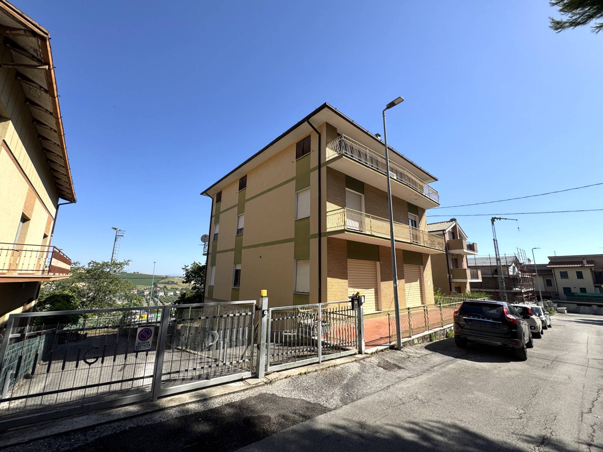 Appartamento in vendita a Fermo, Viale Trento