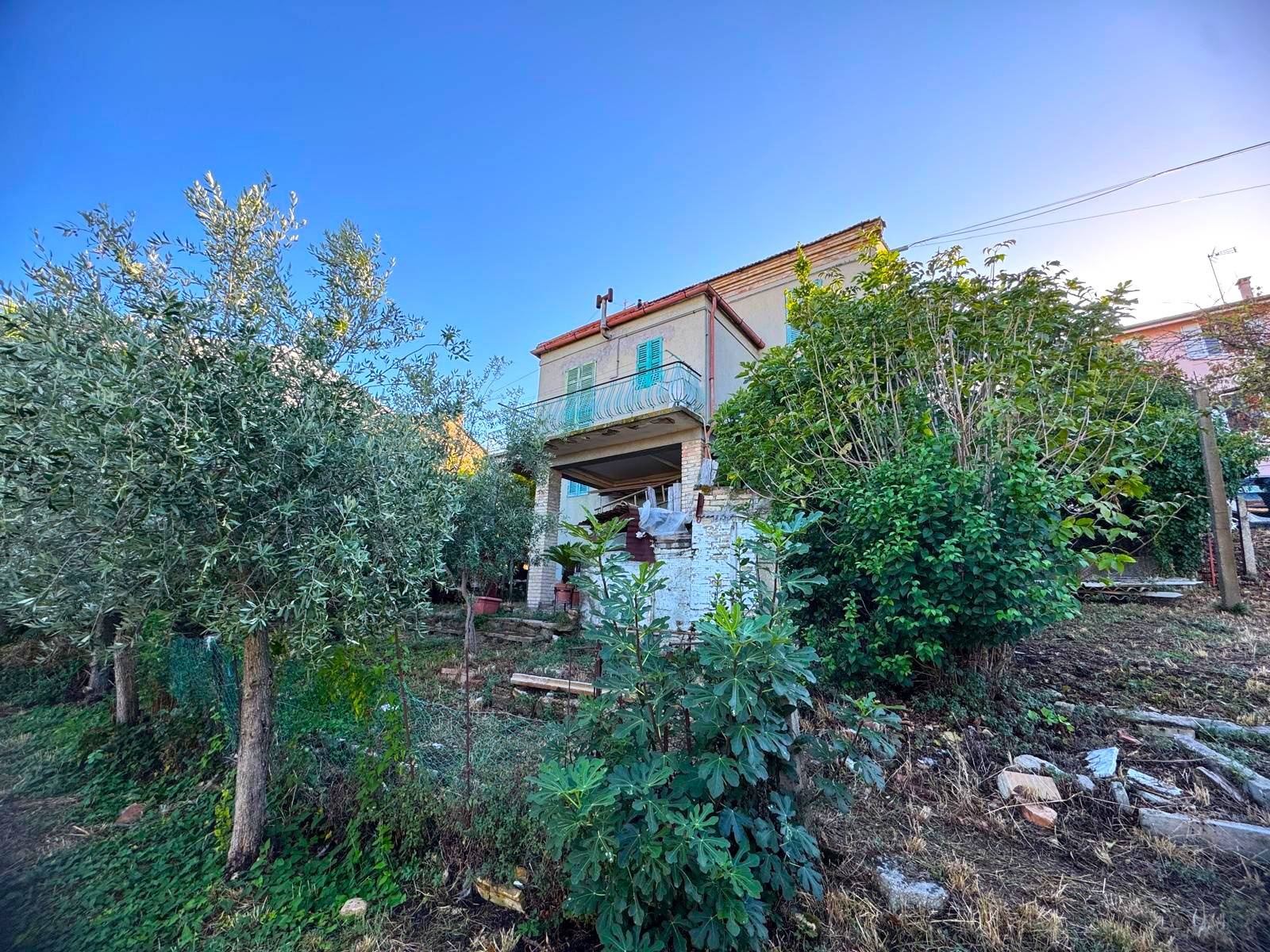 Casa singola - Soluzione indipendente in vendita a Porto San Giorgio, Centro