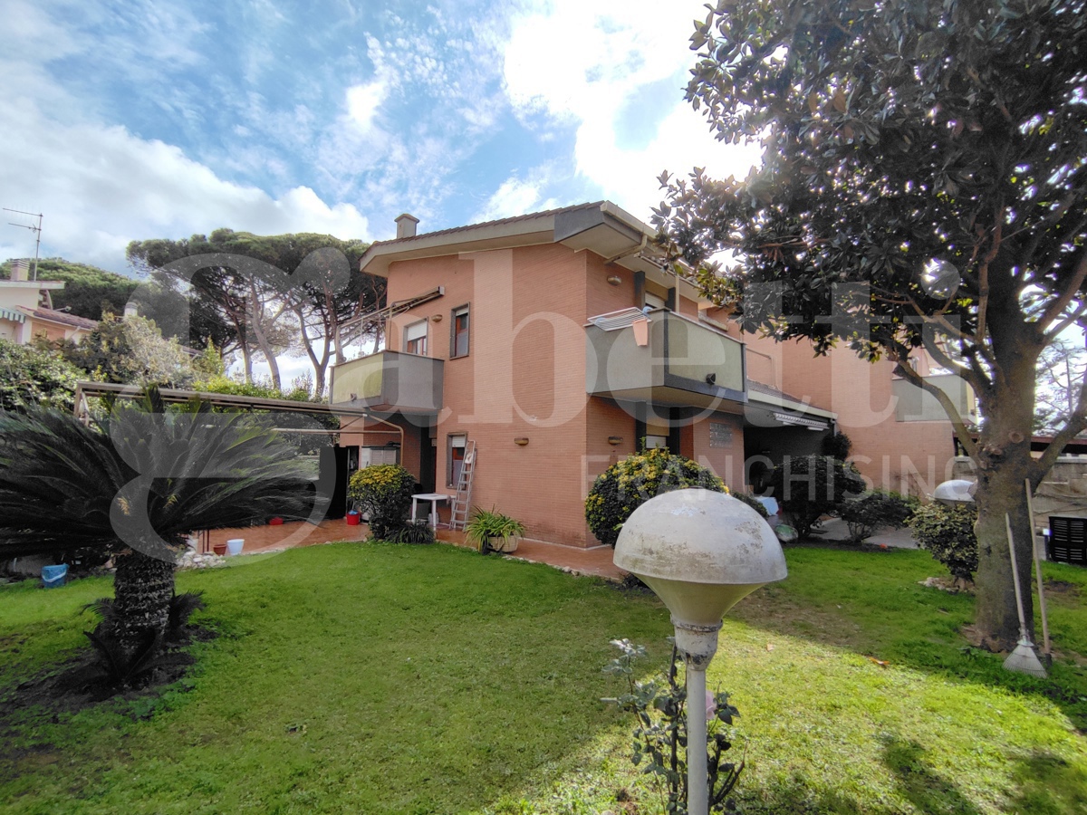 Villa Bifamiliare arredata in affitto a Anzio
