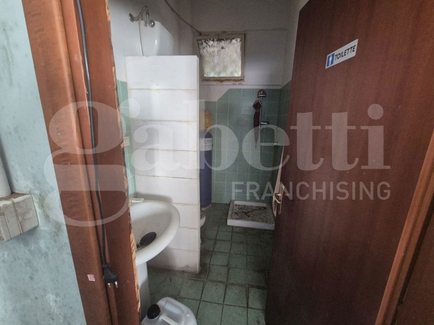 Negozio in affitto a Anzio