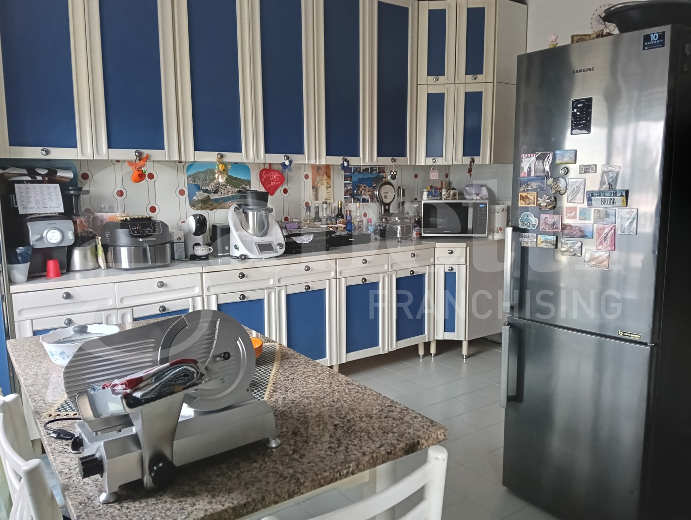 Quadrilocale con box a Latina