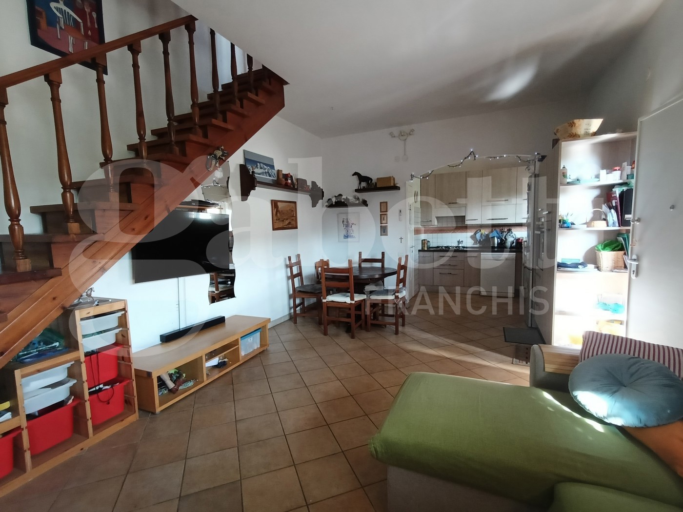 Villa Bifamiliare con giardino a Ardea