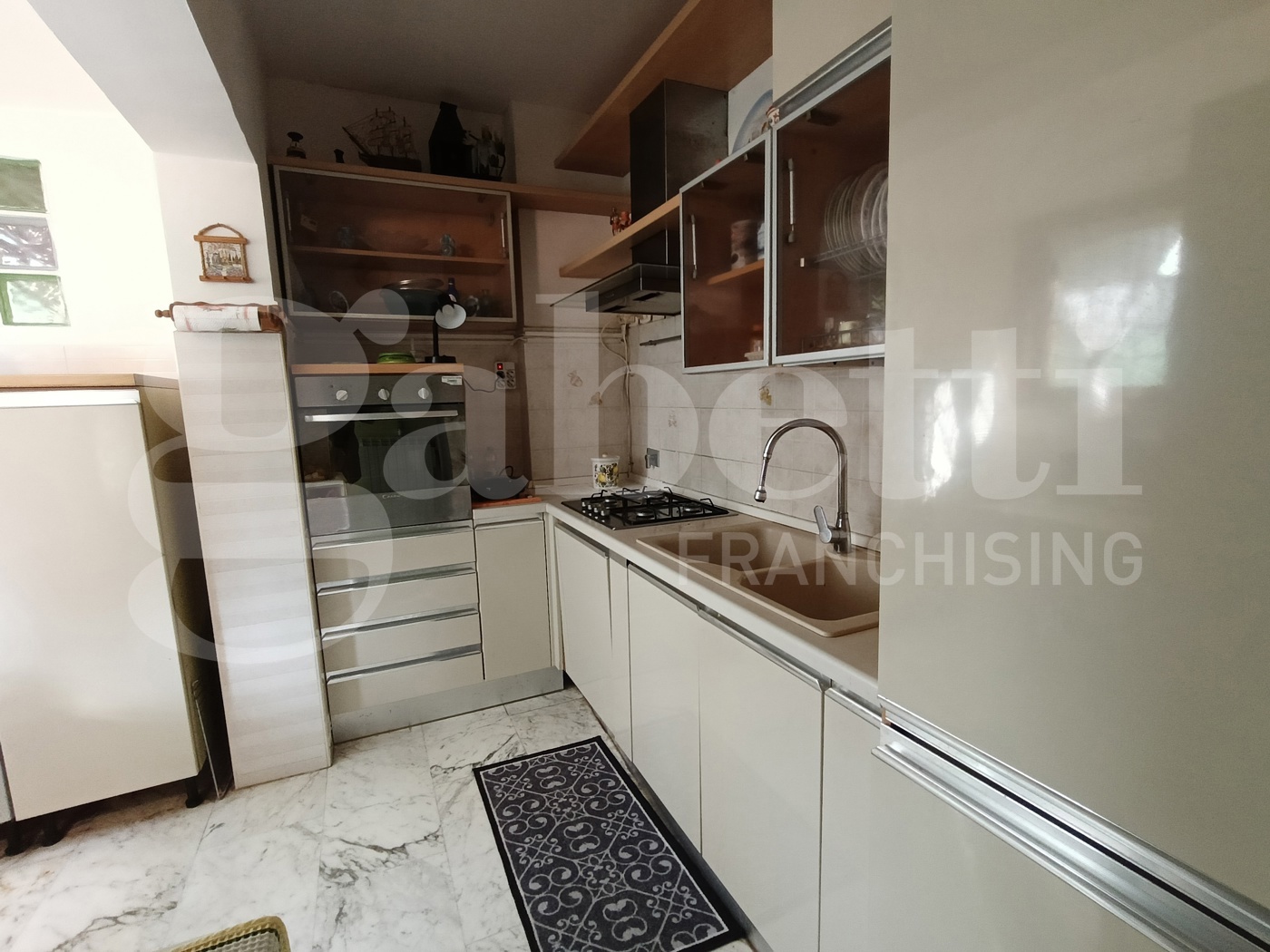 Quadrilocale con giardino a Anzio