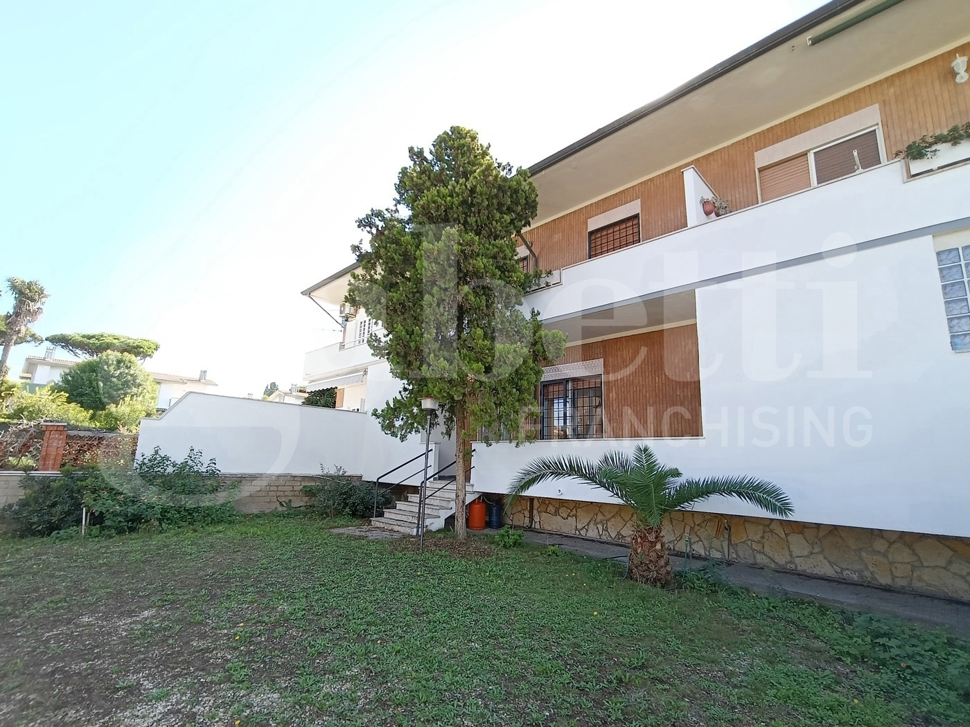 Villa arredata in affitto a Anzio