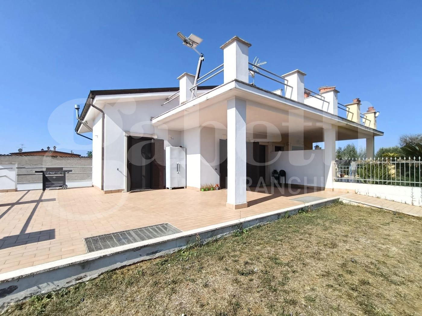Villa Bifamiliare in vendita a Nettuno