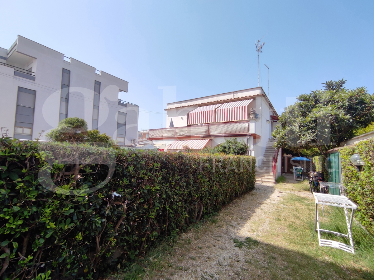 Bilocale con giardino a Anzio