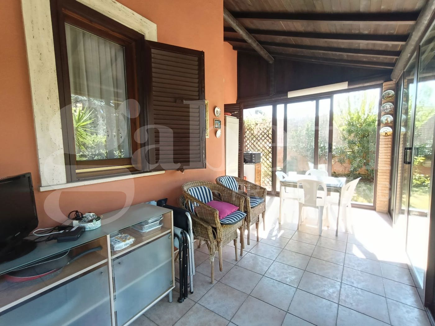 Villa con giardino a Anzio