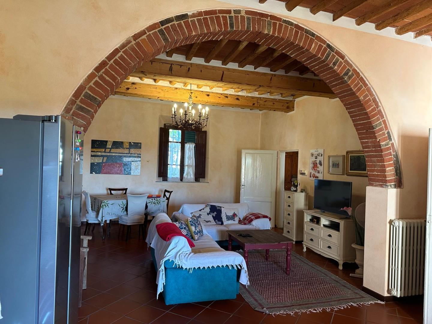 Stabile/Palazzo con giardino a Vinci